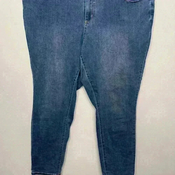 Ava & Viv Plus Size Skinny Jean 22W #39 - Picture 3 of 6